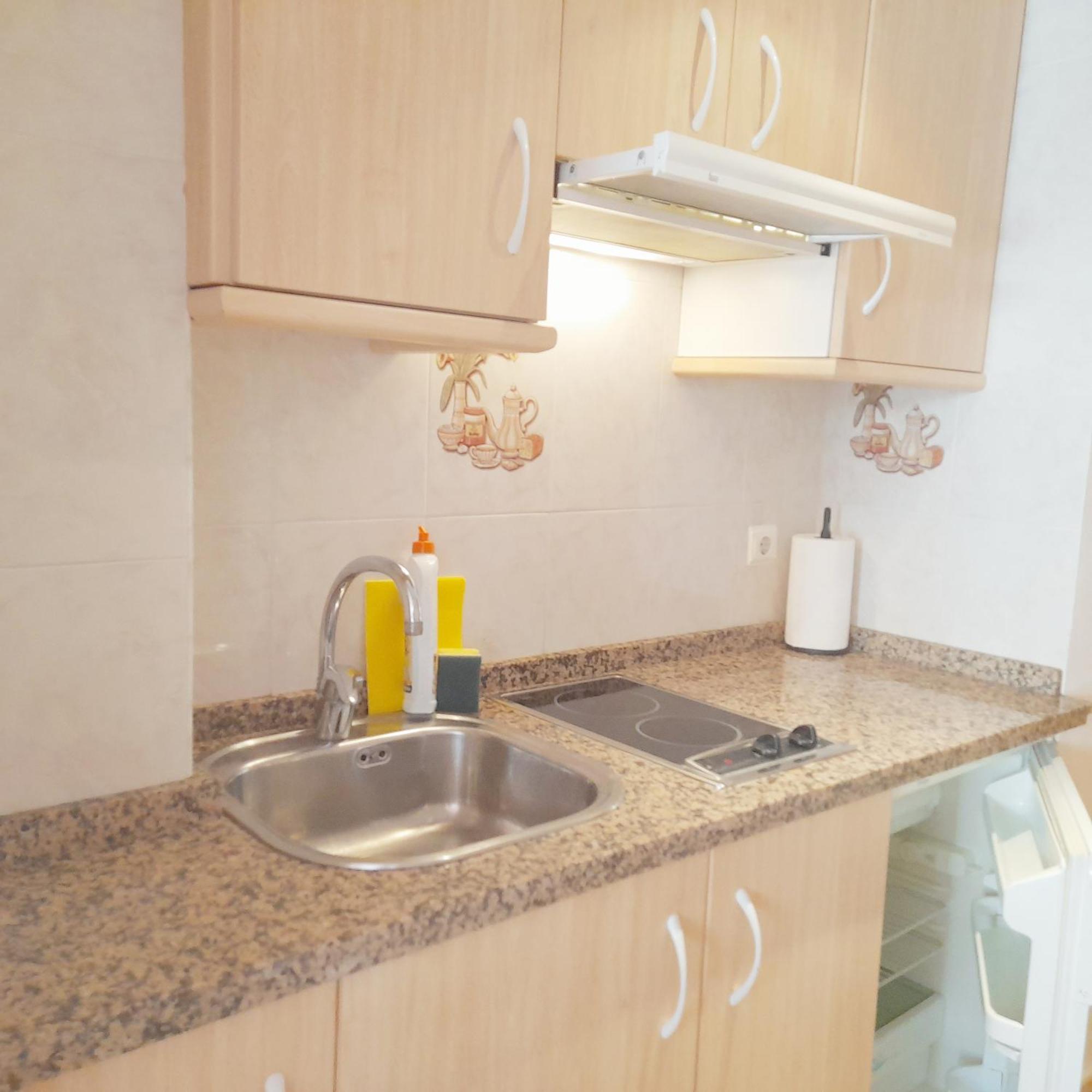 טורמולינוס Apartamentos Vicenta Playa Carihuela חדר תמונה