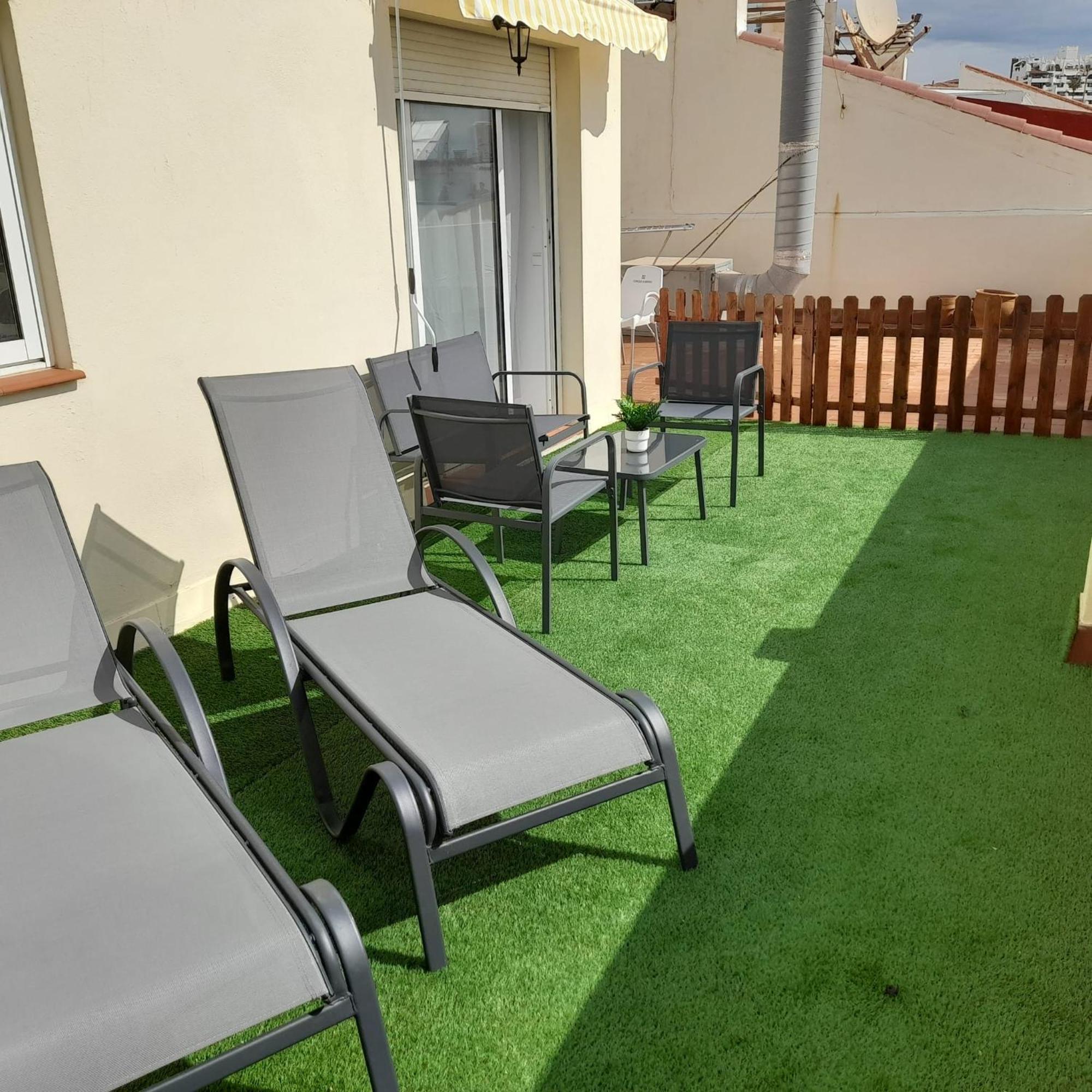 טורמולינוס Apartamentos Vicenta Playa Carihuela חדר תמונה